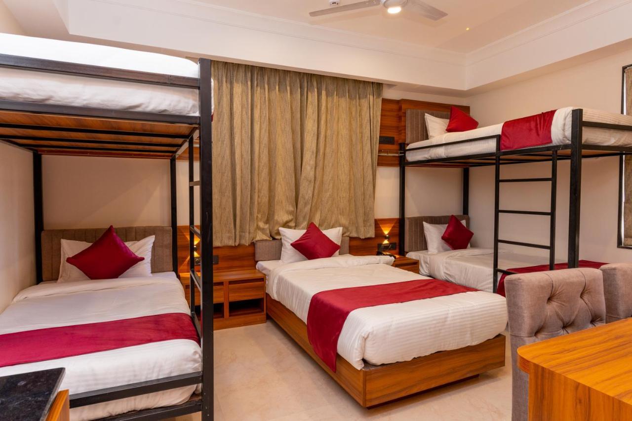 Raghunandan Palace - A Premier Boutique Stay, City Center & 500 Meters From City Railway Station Udaipur Bagian luar foto