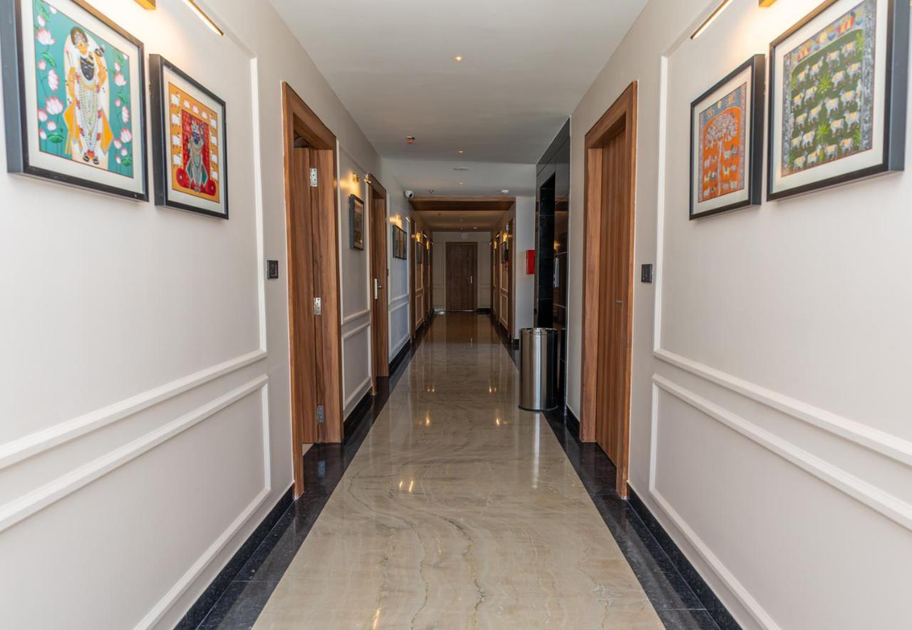 Raghunandan Palace - A Premier Boutique Stay, City Center & 500 Meters From City Railway Station Udaipur Bagian luar foto